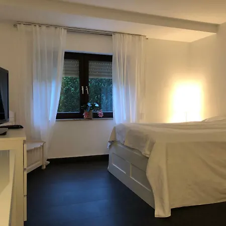 Exclusive - Need A Time Out #alles Neu Appartement *